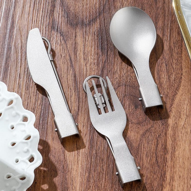 طقم أدوات طعام قابل للطي من ال - مراجعة Camping Cooking Set Lightweight وسعره